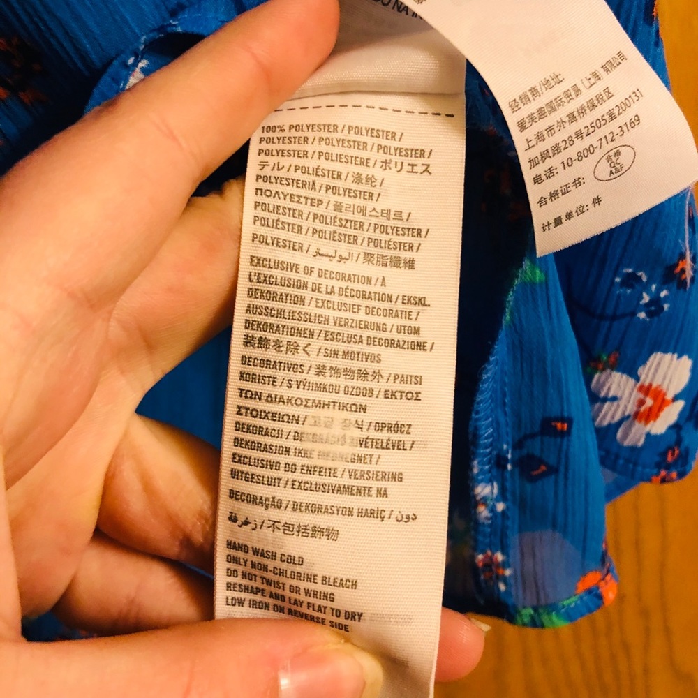 NWOT Hollister Floral Blue Tank Top - Picture 3 of 5